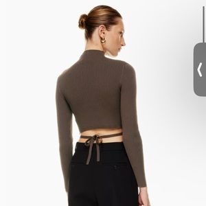 ARITZIA NEW - Sculpt Knit Tie-Back Sweater